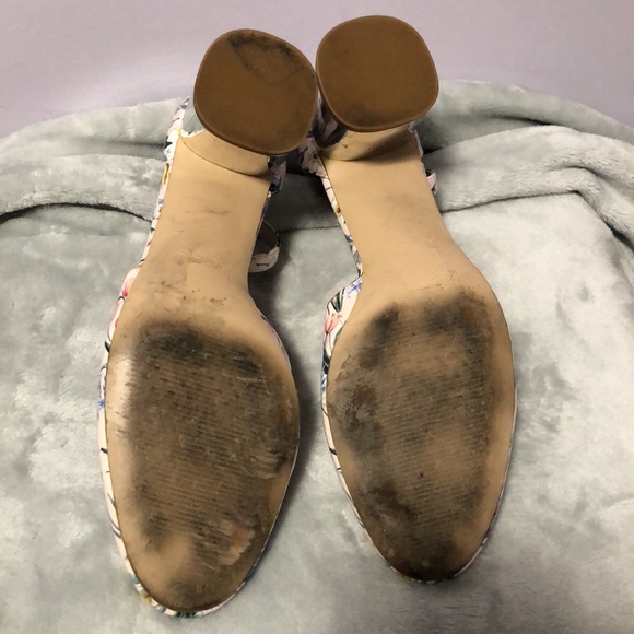 ALDO Floral Print low heels women’s size 39 - Picture 3 of 10